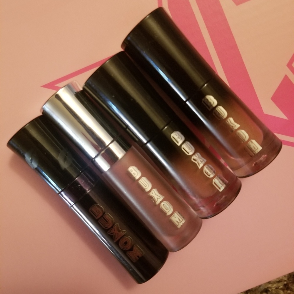 🆕️2, Buxom, Lip Colors **READ**